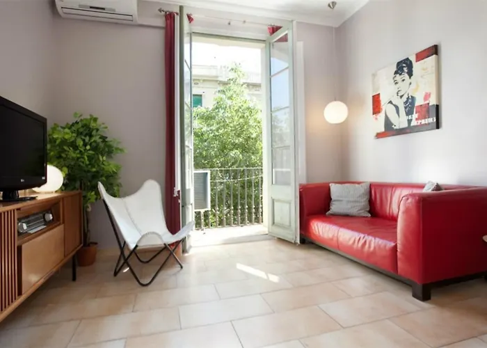 Ferienwohnung Fuer 5 Personen Ca 70 Qm In Barcelona-Eixample, Costa Brava Costa Del Maresme