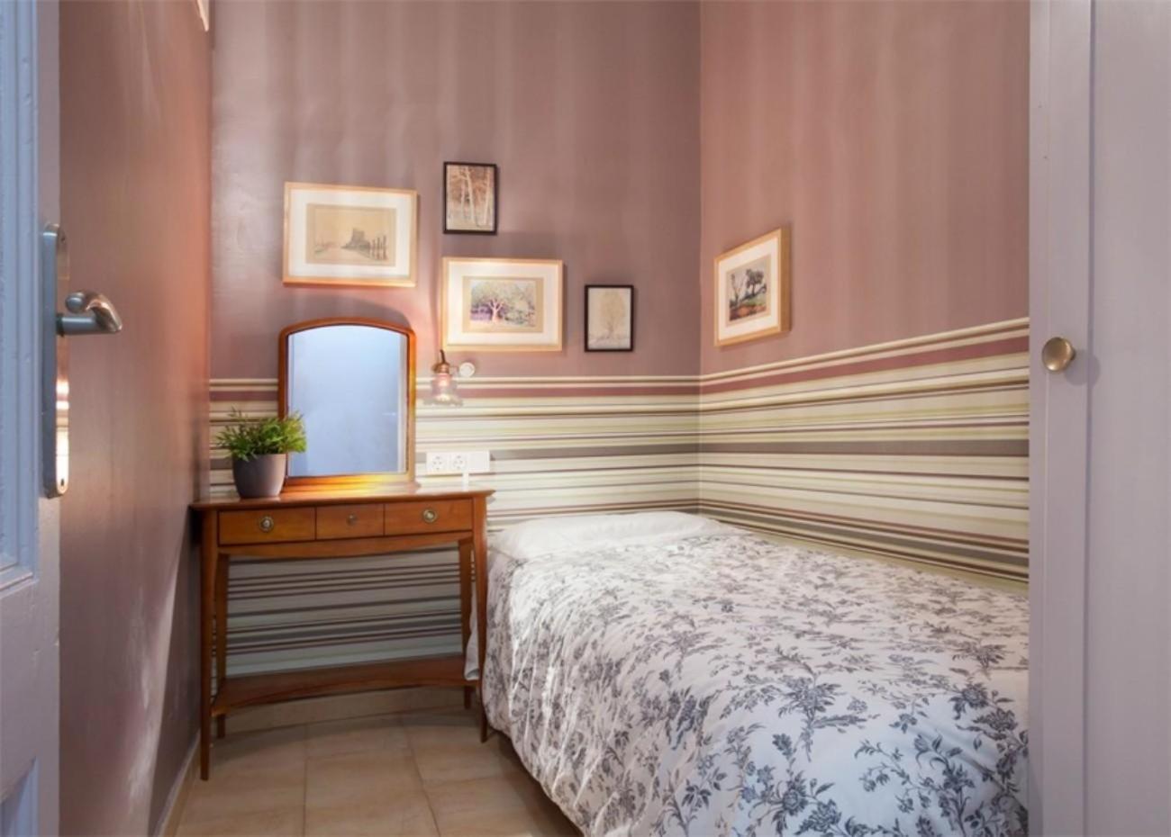 Fuer 5 Personen Ca 70 Qm In Barcelona-eixample, Costa Brava Costa Del Maresme Apartamento *